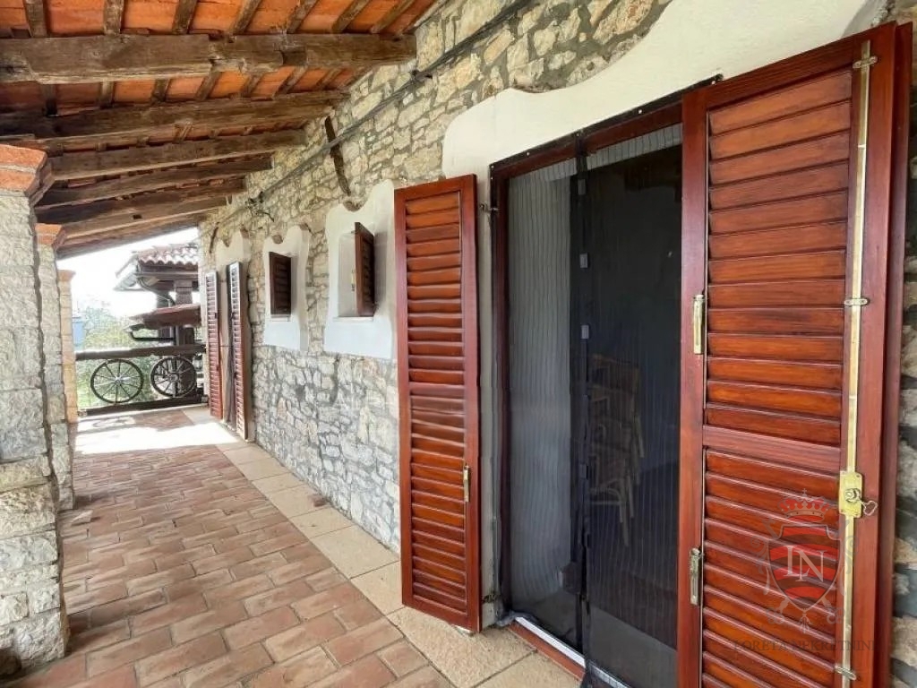 Maison À vendre - ISTARSKA TAR-VABRIGA