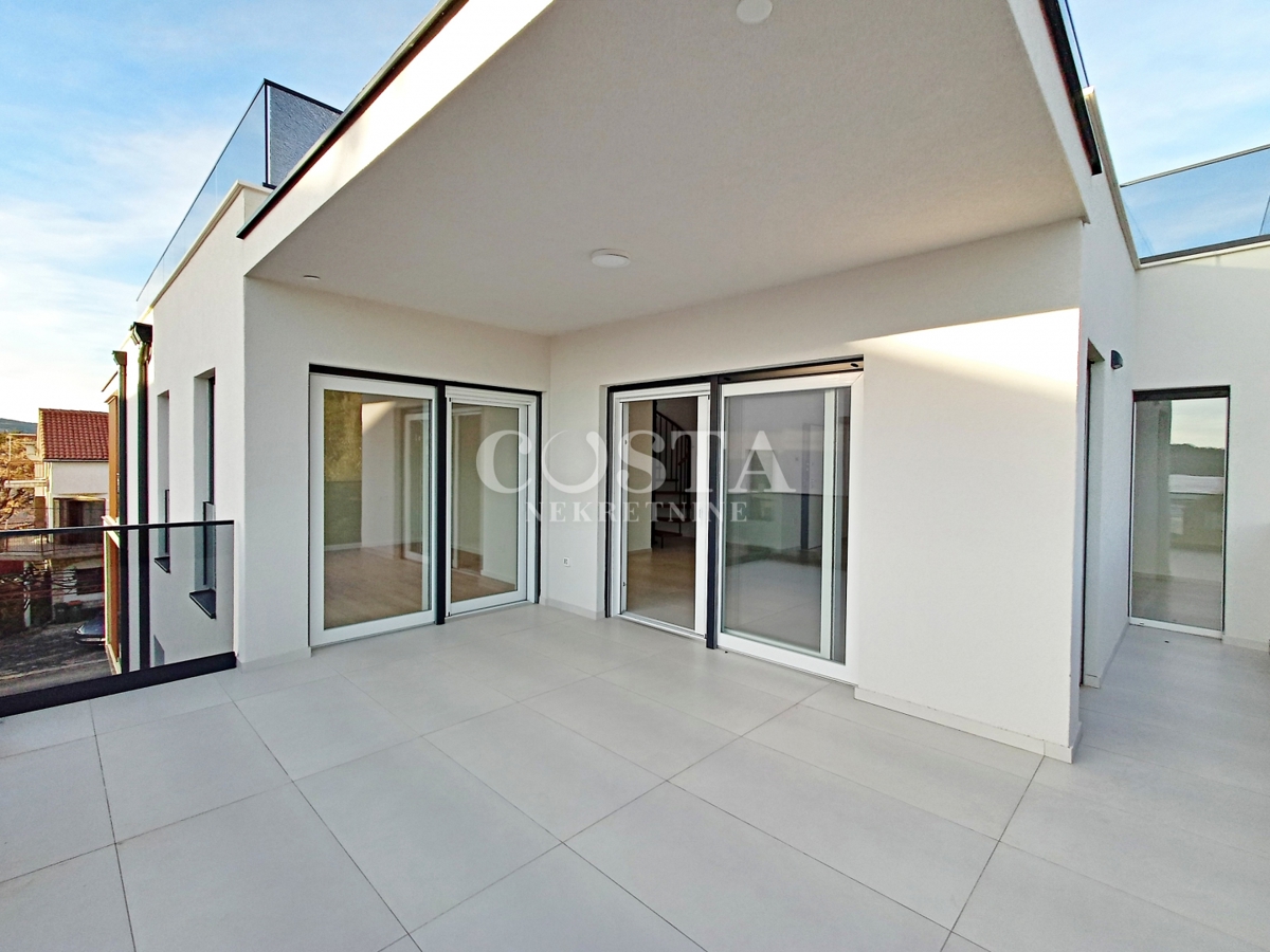 Flat For sale - ŠIBENSKO-KNINSKA VODICE