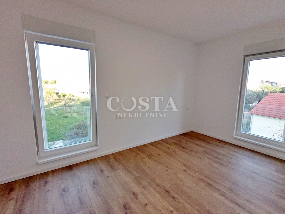 Flat For sale - ŠIBENSKO-KNINSKA VODICE
