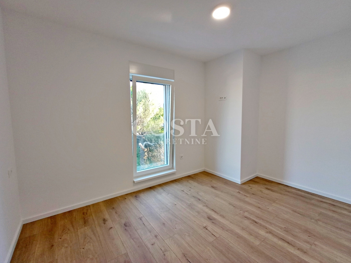 Flat For sale - ŠIBENSKO-KNINSKA VODICE