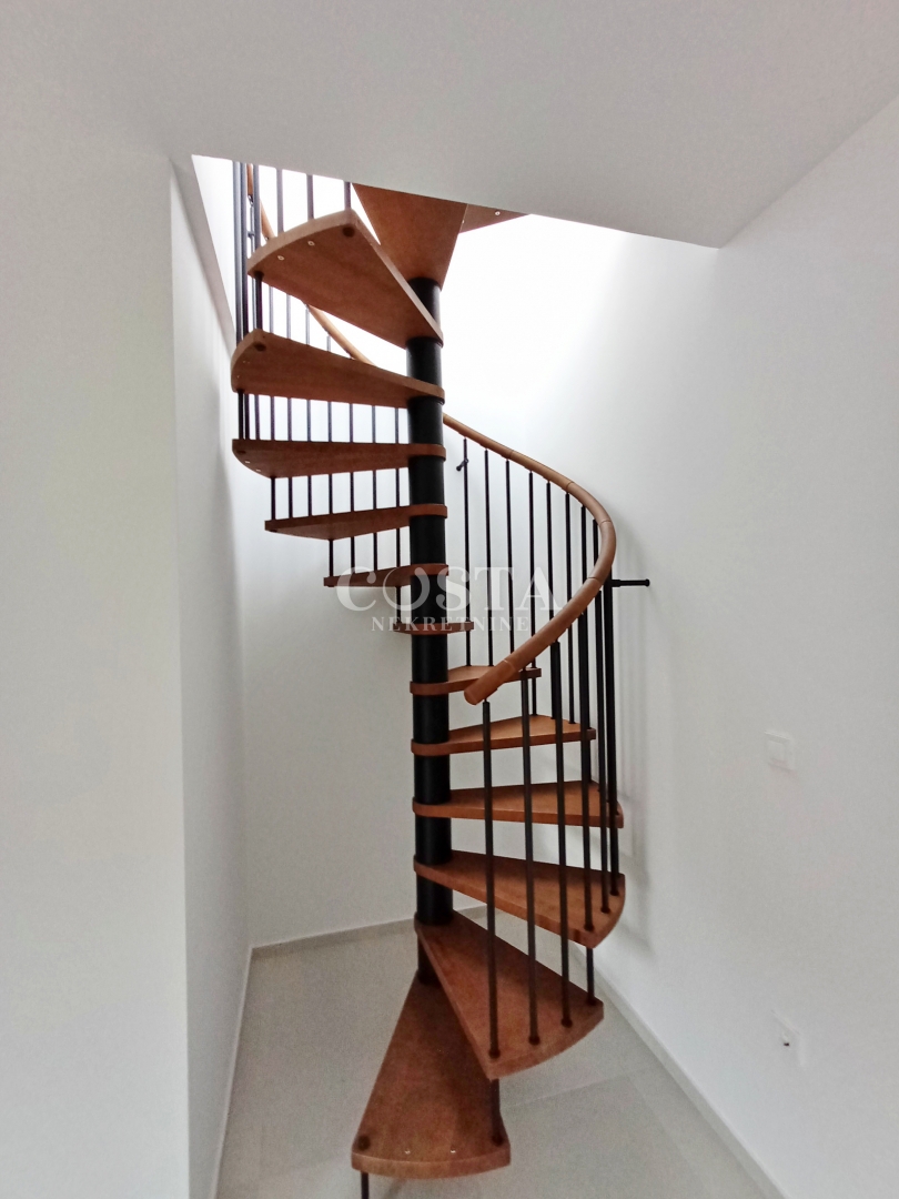Flat For sale - ŠIBENSKO-KNINSKA VODICE