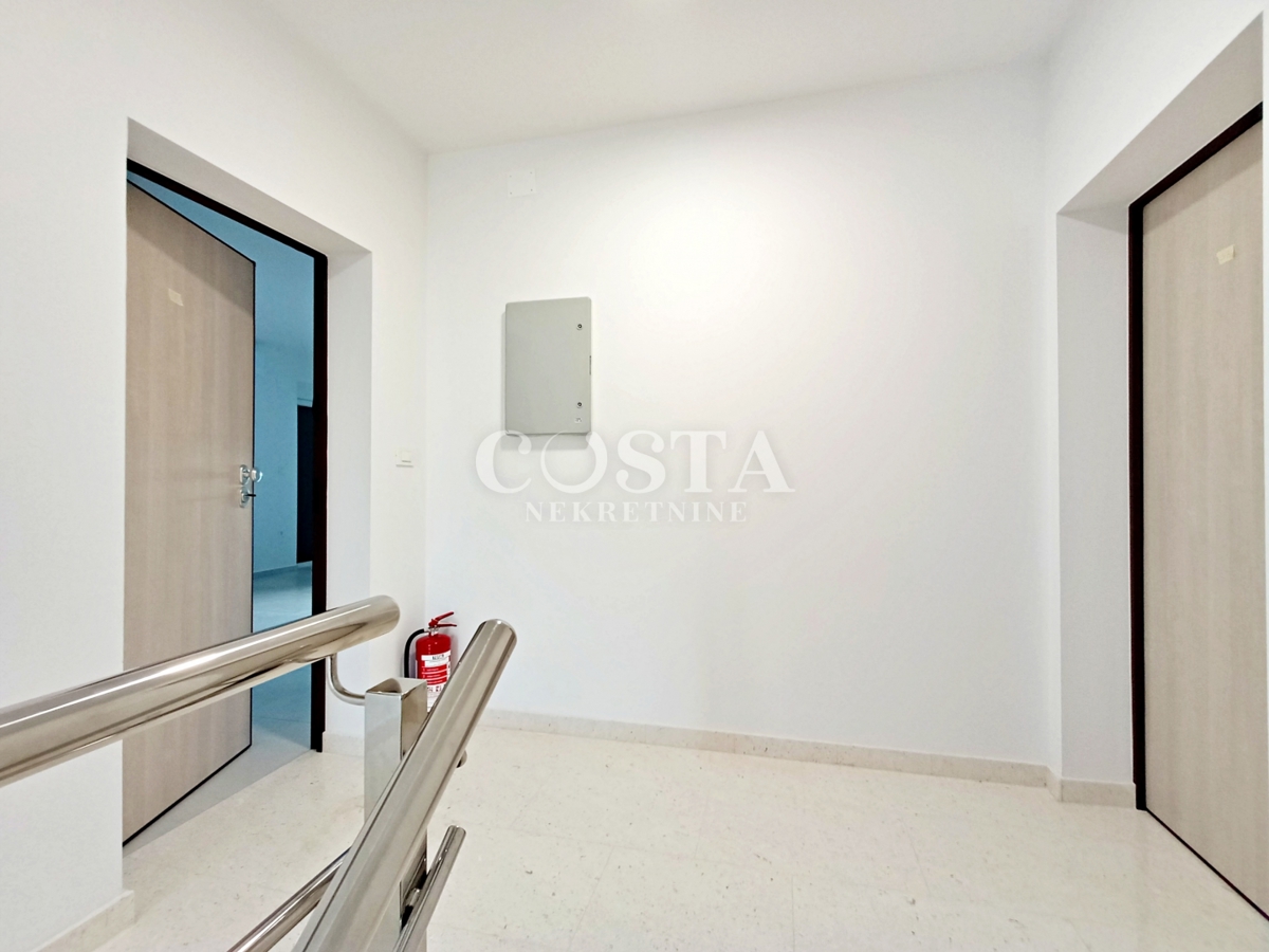 Flat For sale - ŠIBENSKO-KNINSKA VODICE