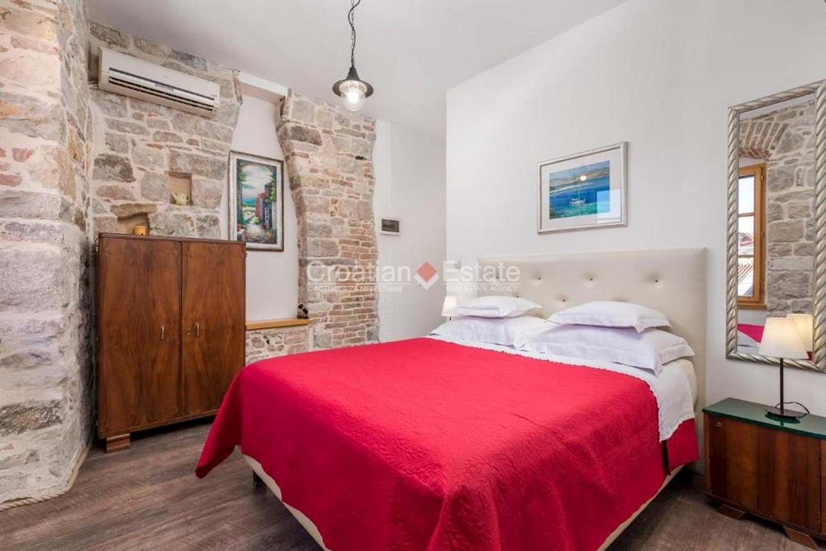 Flat For sale - SPLITSKO-DALMATINSKA SPLIT