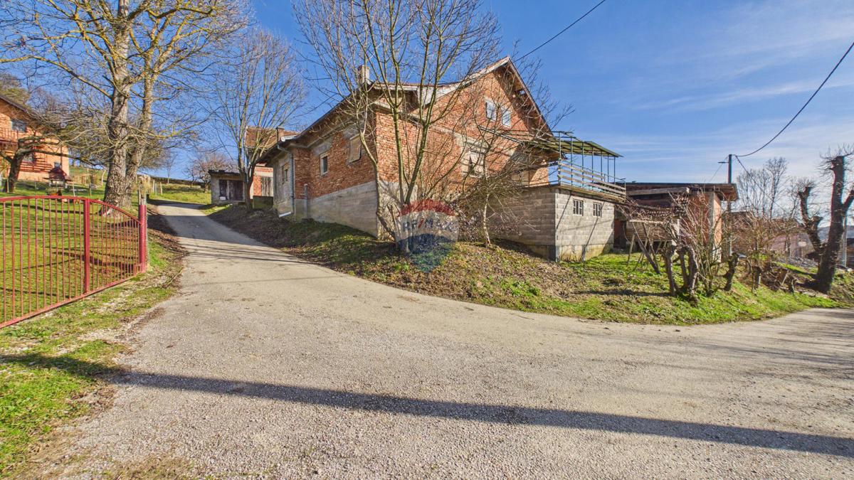 Haus Zu verkaufen - Zagrebačka Bedenica - foto 1/10
