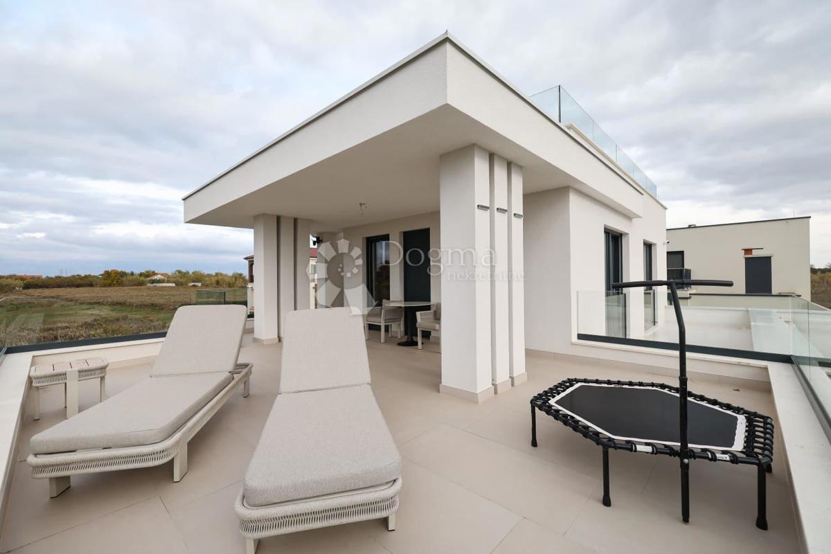 Maison À vendre - ZADARSKA PRIVLAKA