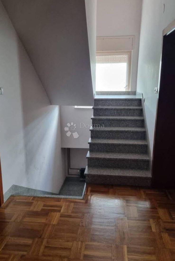 Maison À vendre - Zagrebačka Brckovljani - foto 3/8