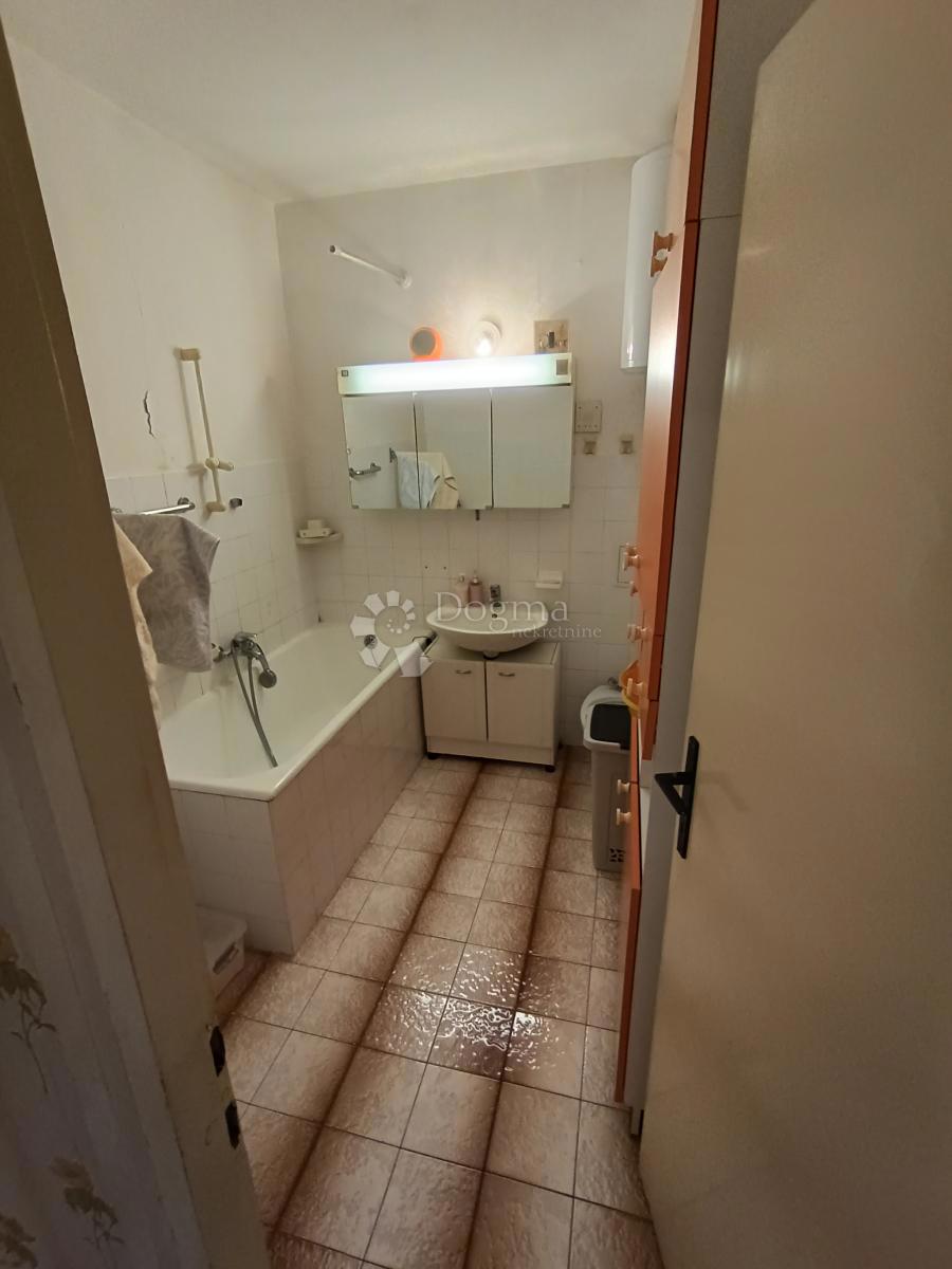 Flat For sale - SPLITSKO-DALMATINSKA SPLIT