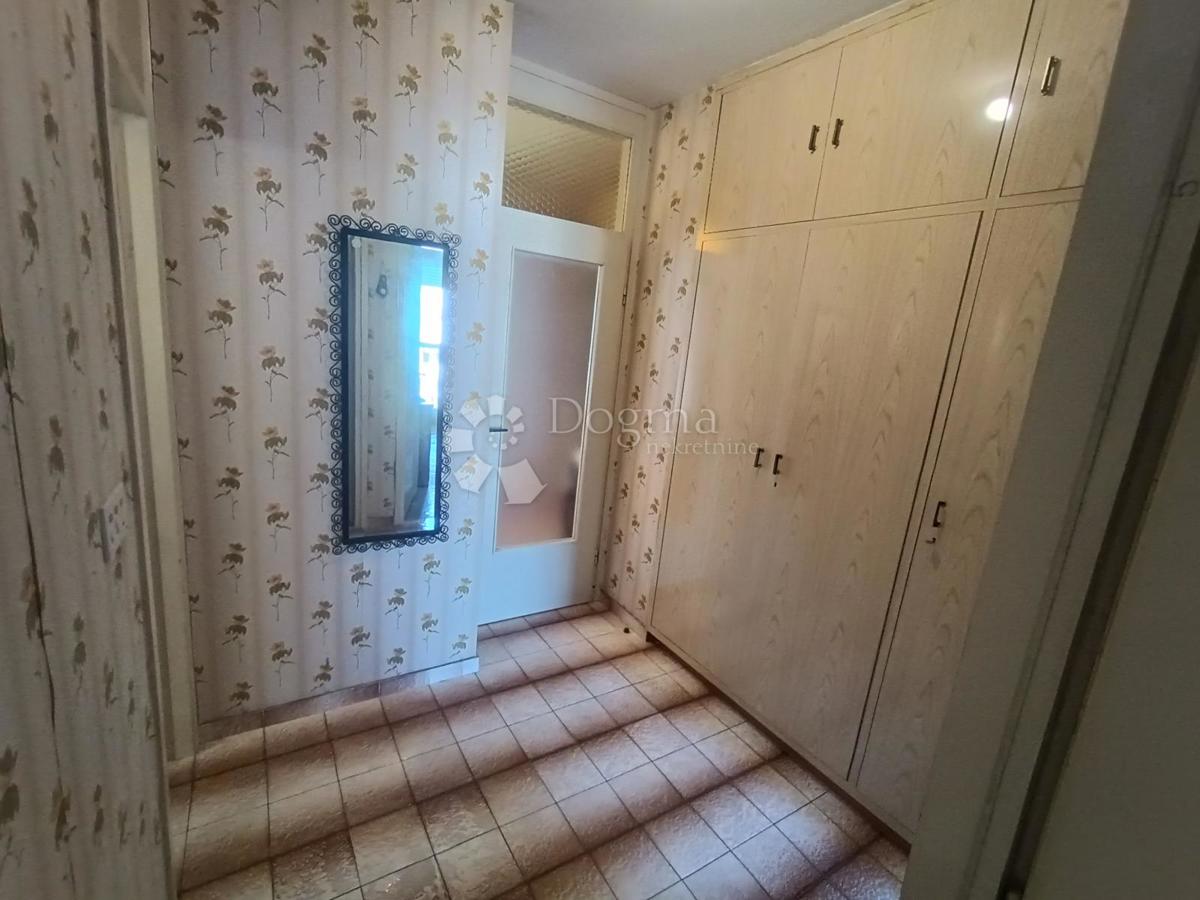 Flat For sale - SPLITSKO-DALMATINSKA SPLIT