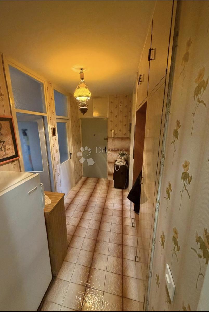 Flat For sale - SPLITSKO-DALMATINSKA SPLIT