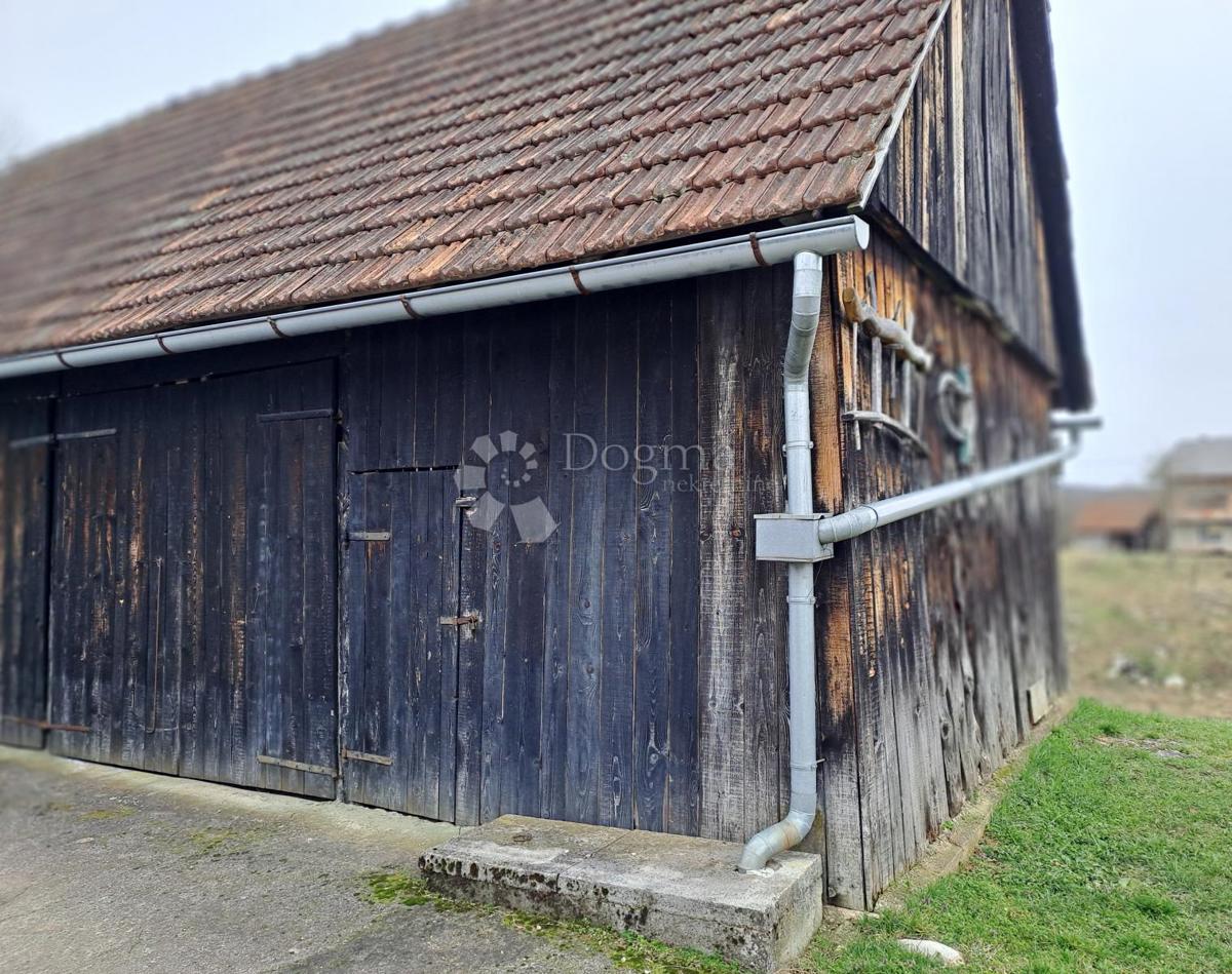 Dom Na sprzedaż - KARLOVAČKA GENERALSKI STOL