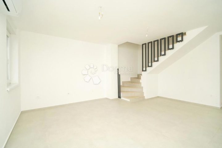 Apartmán na prodej 85 m² – Poreč