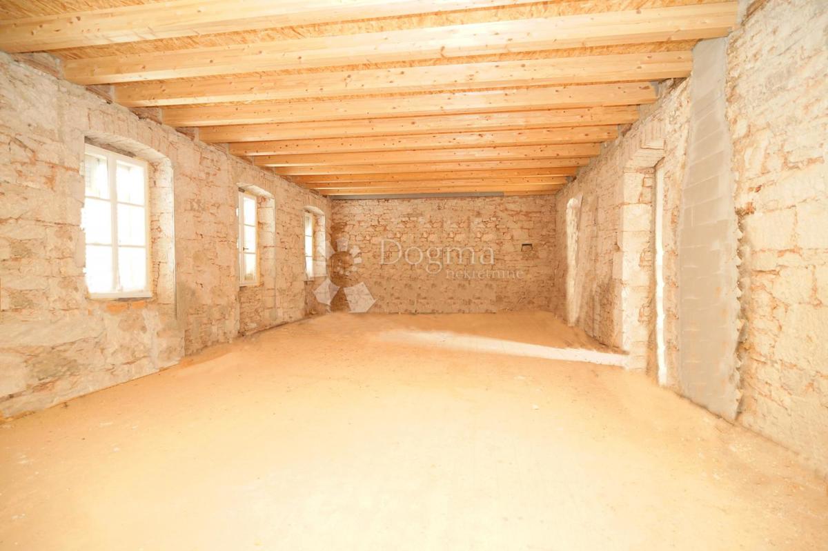 Stan Na prodaju - ISTARSKA SVETI LOVREČ