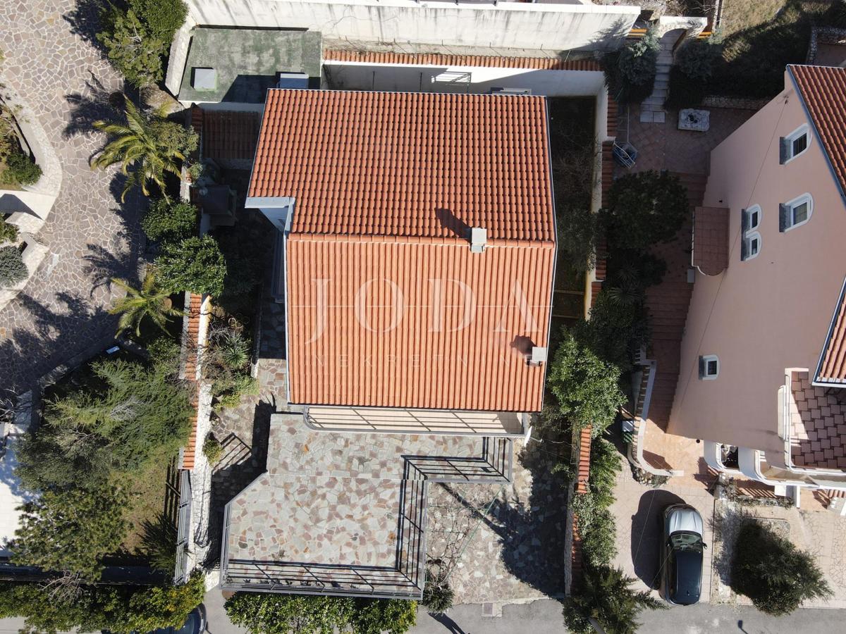 Kuća Na prodaju - PRIMORSKO-GORANSKA CRIKVENICA