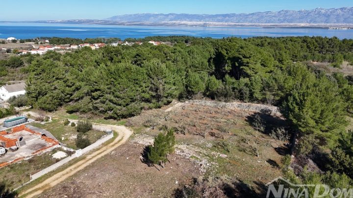 Zemljište na prodaju 473 m² – Vir