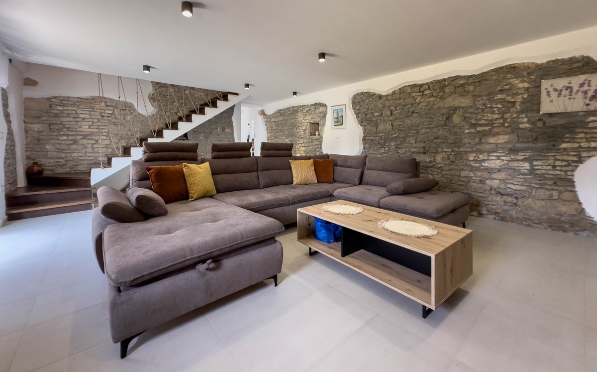 Haus Zu verkaufen - ISTARSKA SVETVINČENAT