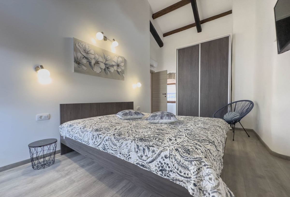 Haus Zu verkaufen - ISTARSKA SVETVINČENAT