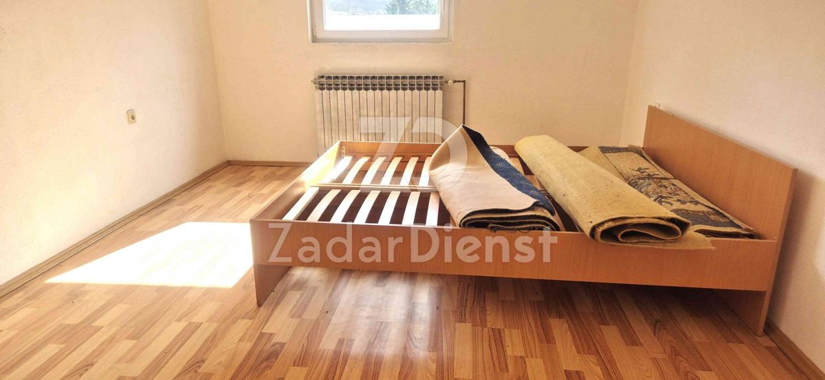 Kuća Na prodaju - LIČKO-SENJSKA DONJI LAPAC