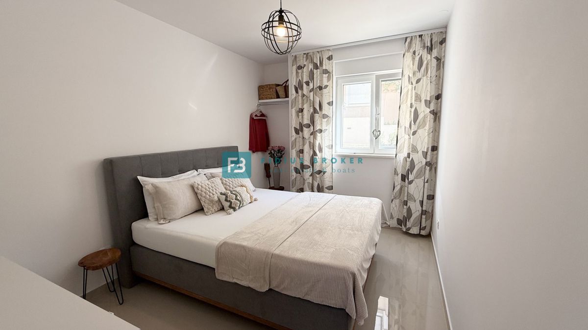 Flat For sale - ŠIBENSKO-KNINSKA VODICE