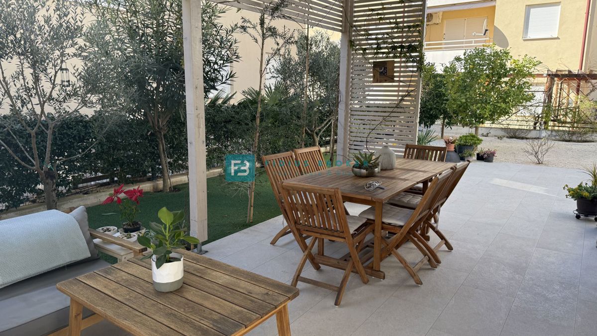 Flat For sale - ŠIBENSKO-KNINSKA VODICE