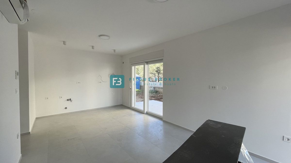 Flat For sale - ŠIBENSKO-KNINSKA VODICE