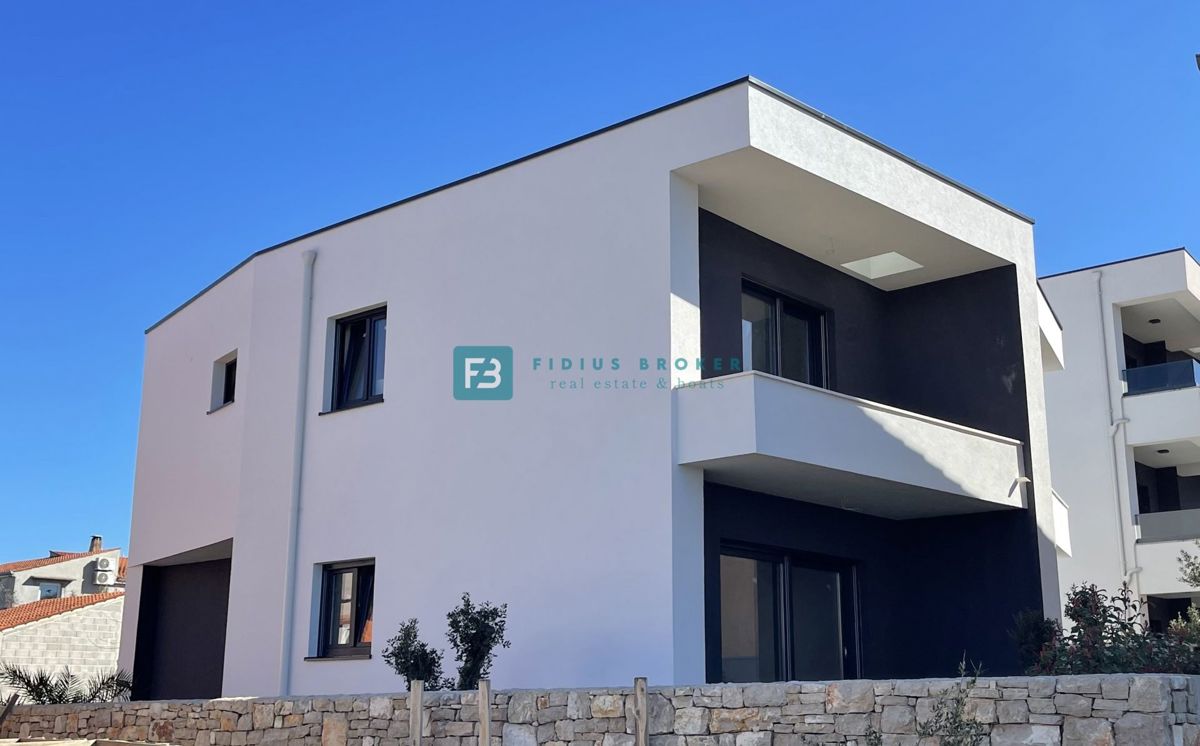 Kuća Na prodaju - ŠIBENSKO-KNINSKA VODICE