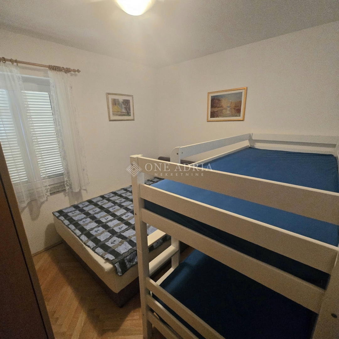 Stan Na prodaju - PRIMORSKO-GORANSKA CRIKVENICA