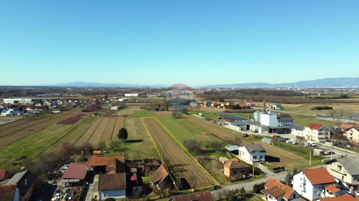 Zemljište na prodaju 2942 m² – Velika Gorica