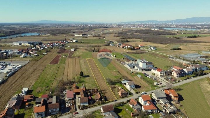 Pozemek Na prodej - Zagrebačka Velika Gorica - foto 3/11