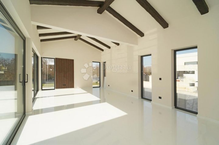 Haus Zu verkaufen - Istarska Poreč - foto 3/26