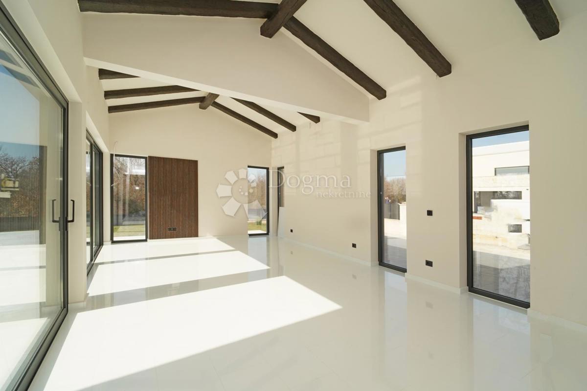 House For sale - Istarska Poreč - foto 3/26