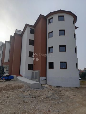 Apartmán na prodej 91 m² – Pula