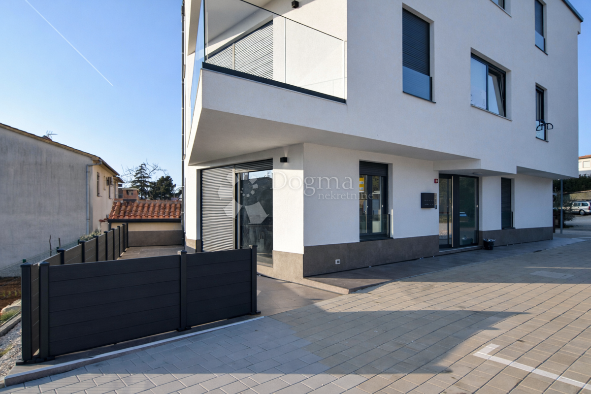 Apartmán Na predaj - ISTARSKA POREČ