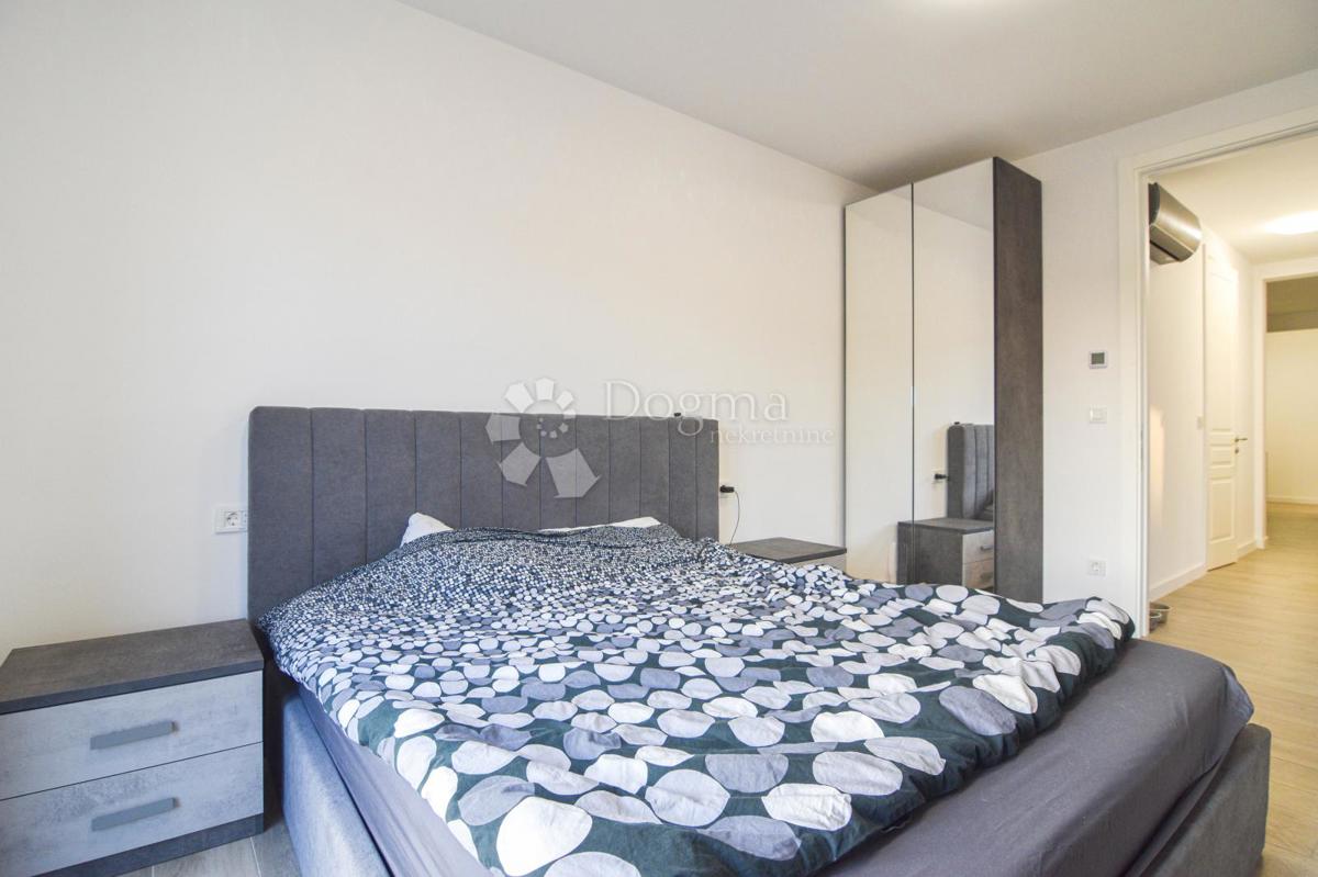 Apartmán Na predaj - ISTARSKA POREČ