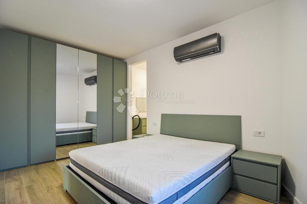 Apartmán Na predaj - ISTARSKA POREČ