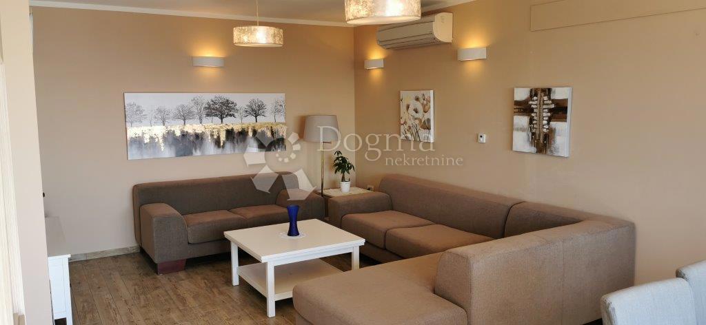 Flat For rent - PRIMORSKO-GORANSKA KASTAV