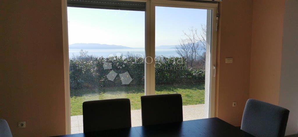 Flat For rent - PRIMORSKO-GORANSKA KASTAV