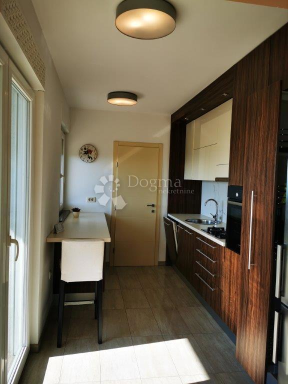 Flat For rent - PRIMORSKO-GORANSKA KASTAV