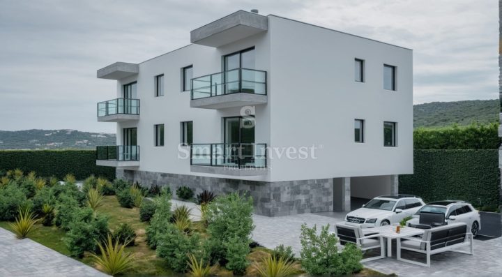 Pozemok na predaj 806 m² – Rijeka