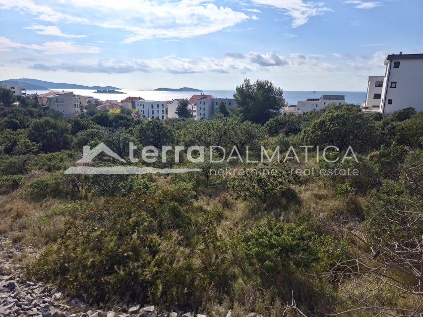 Land For sale - ŠIBENSKO-KNINSKA ROGOZNICA