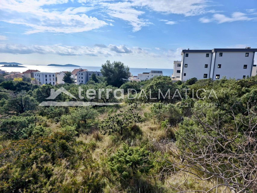 Land For sale - ŠIBENSKO-KNINSKA ROGOZNICA