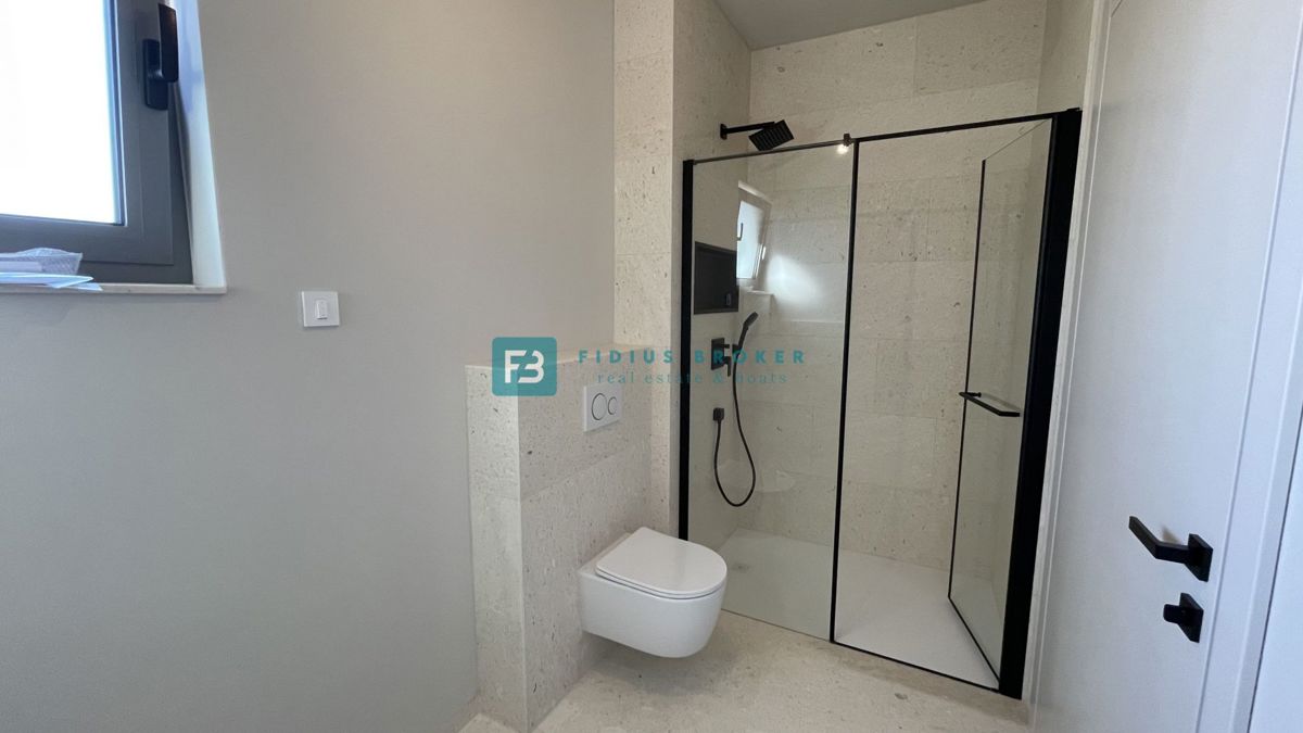 Flat For sale - ŠIBENSKO-KNINSKA VODICE