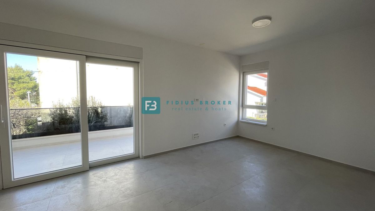 Mieszkanie Na sprzedaż - ŠIBENSKO-KNINSKA VODICE