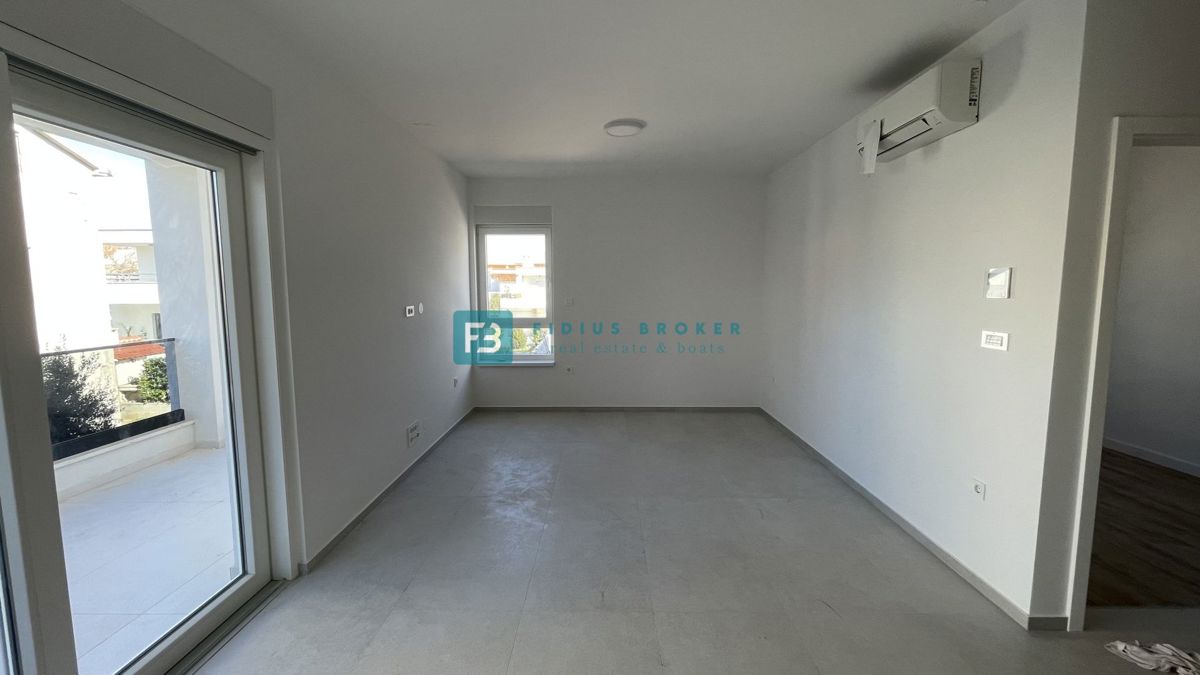 Mieszkanie Na sprzedaż - ŠIBENSKO-KNINSKA VODICE