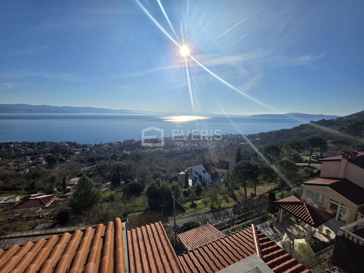 Flat For sale - PRIMORSKO-GORANSKA LOVRAN