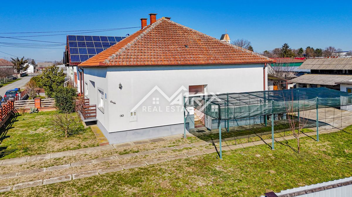 House For sale - OSJEČKO-BARANJSKA DARDA