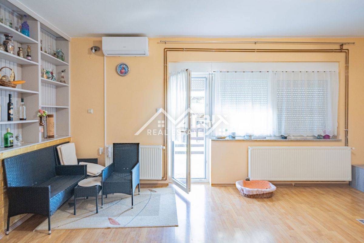 House For sale - OSJEČKO-BARANJSKA DARDA