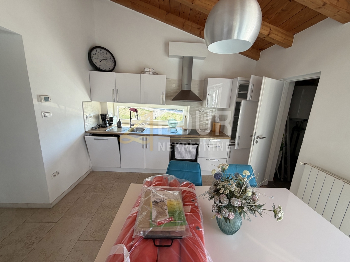 House For sale PAZIN