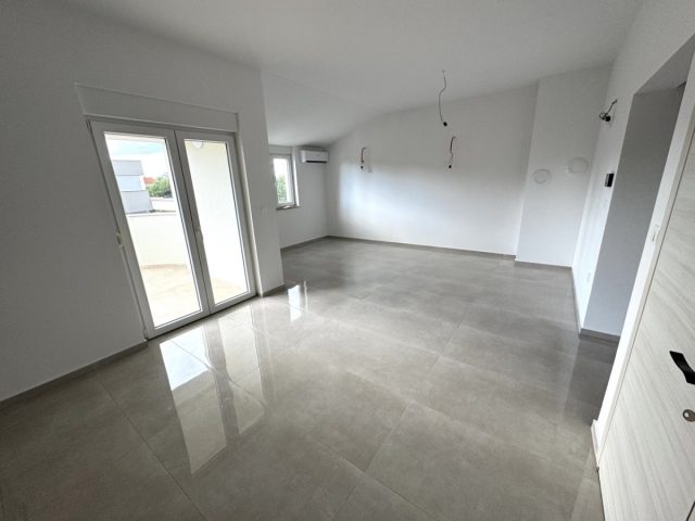 Flat For sale - Istarska Ližnjan - foto 3/14