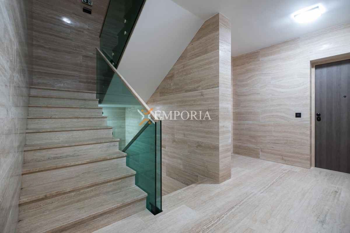 Apartment Zu verkaufen - ZADARSKA SUKOŠAN