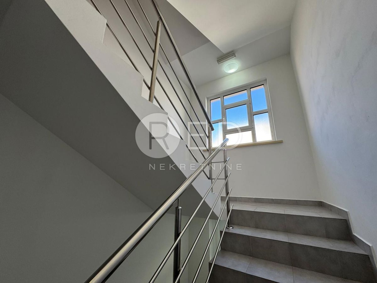Flat For sale - ZADARSKA PAKOŠTANE